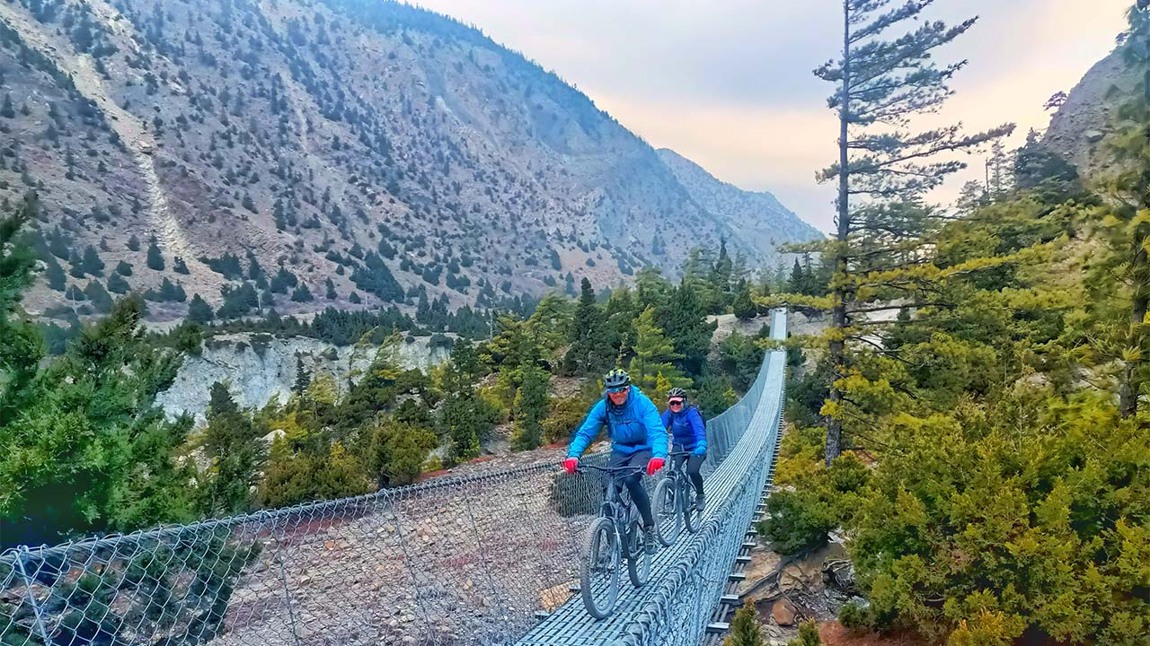 Lower Mustang Mountain Biking